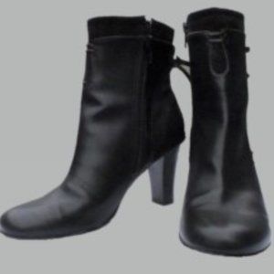 A2 by Aerosoles 5.5M Black Ankle Boot with Tie Deail